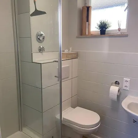 Bodenseepanorama Mit Wunderschoenem Alpenpanorama Und Indoor-pool * Oberteuringen