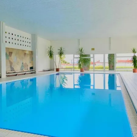 Appartement Bodenseepanorama Mit Wunderschönem Alpenpanorama Und Indoor-pool Oberteuringen