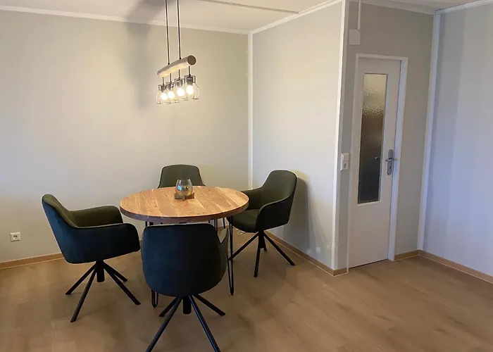 Bodenseepanorama Mit Wunderschoenem Alpenpanorama Und Indoor-pool Apartamento Oberteuringen